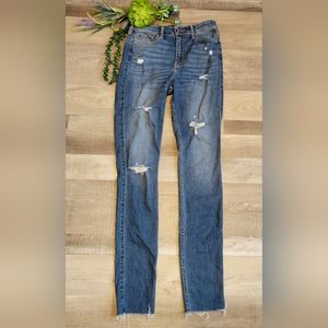 Hollister sz 27W 32 L (5L) deconstructed women's jeans